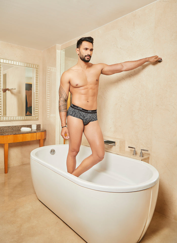 10 Advantages of Wearing Briefs Underwear