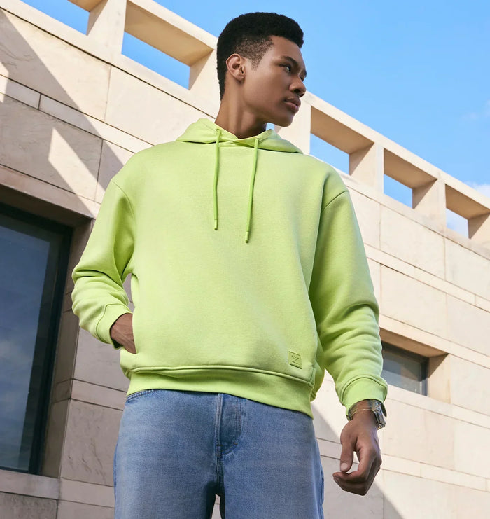 blog-article-image-what-type-of-clothing-is-worn-in-winter-style-guide-2025