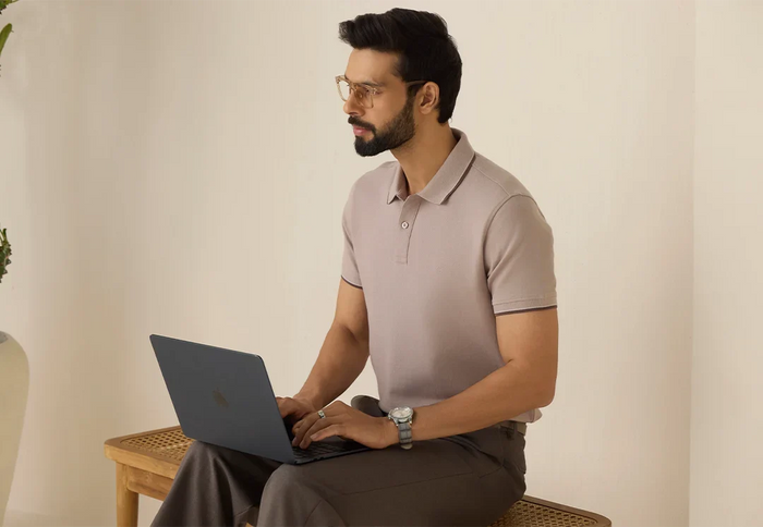 Tees That Don’t Ghost You: Premium Cotton Winners Under ₹1000