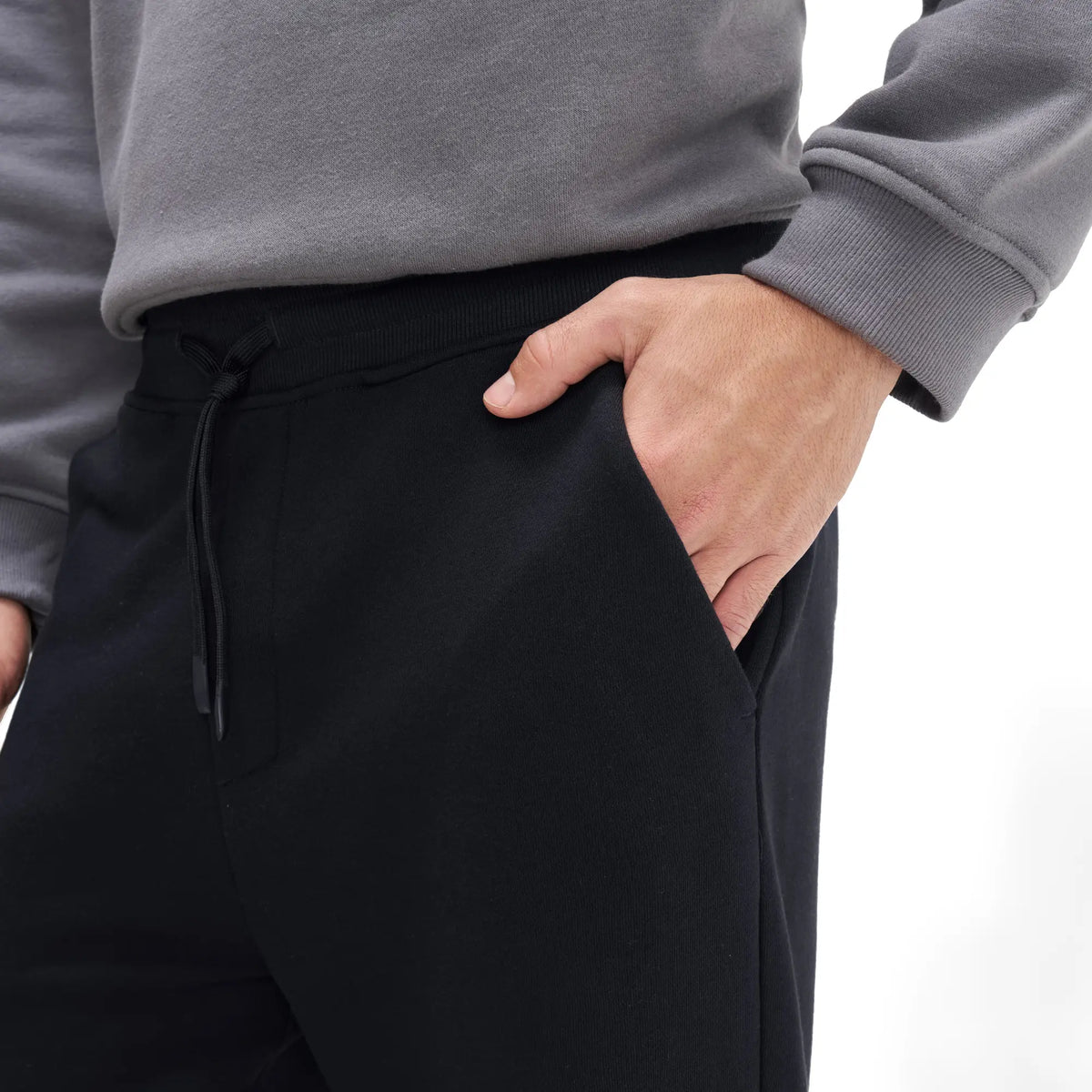 All-Season Trackpants - Pitch Black
