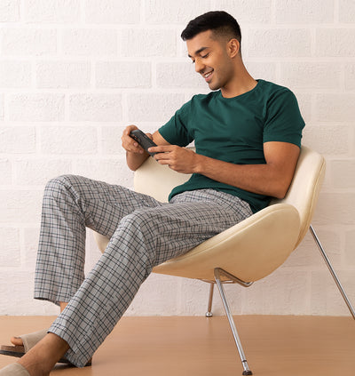 Importance Of Sleepwear For Men: Why Do We Need It!