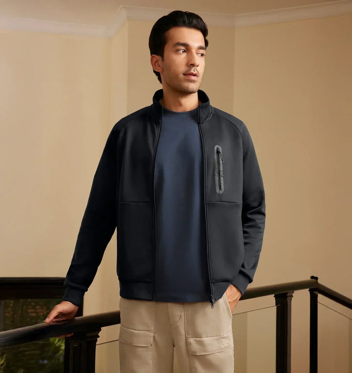 Athleisure vs Casual Wear: Which Style Fits the Modern Man’s Lifestyle?