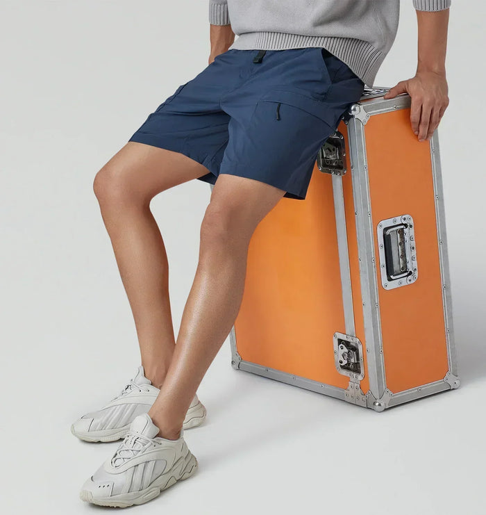 blog-article-image-10-trending-outfits-for-skinny-guys-in-2025