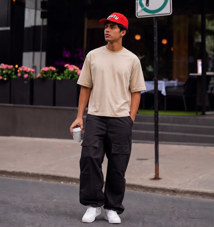 7 Ways To Wear A Cropped Oversized Tee