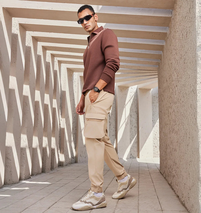 blog-article-image-cargo-joggers-vs-regular-joggers-which-one-fits-your-lifestyle-better