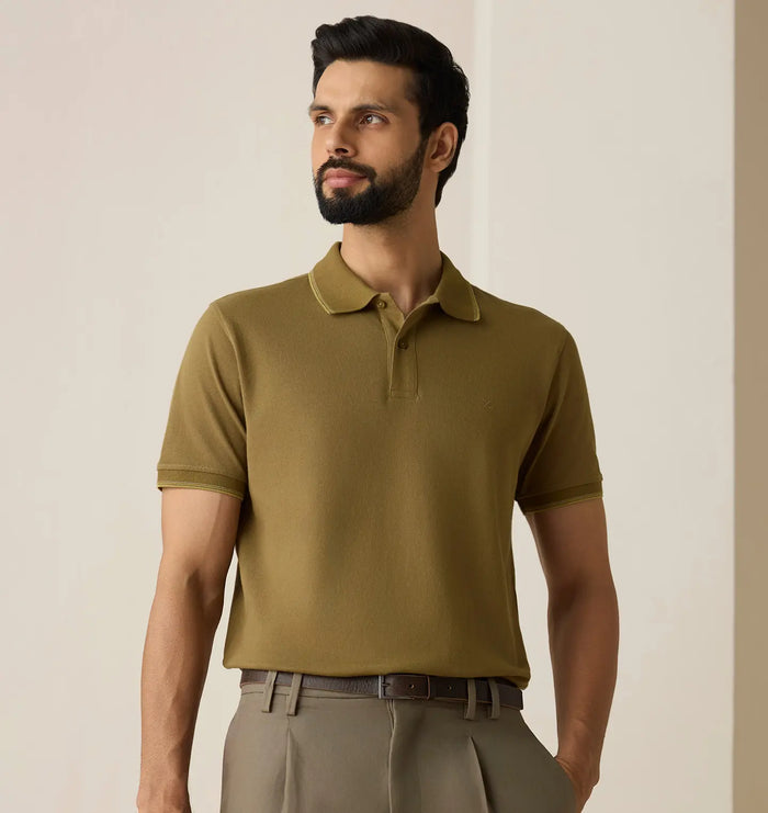 blog-article-image-everyday-luxury-premium-polos-that-redefine-modern-dressing
