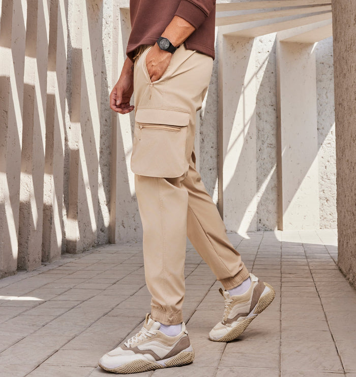 Function meets Fashion in XYXX’s Cargo Joggers