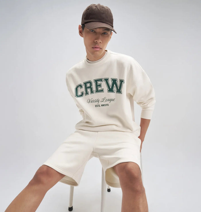 blog-article-image-no-effort-all-impact-the-crew-sweatshirt-you-didnt-know-you-needed