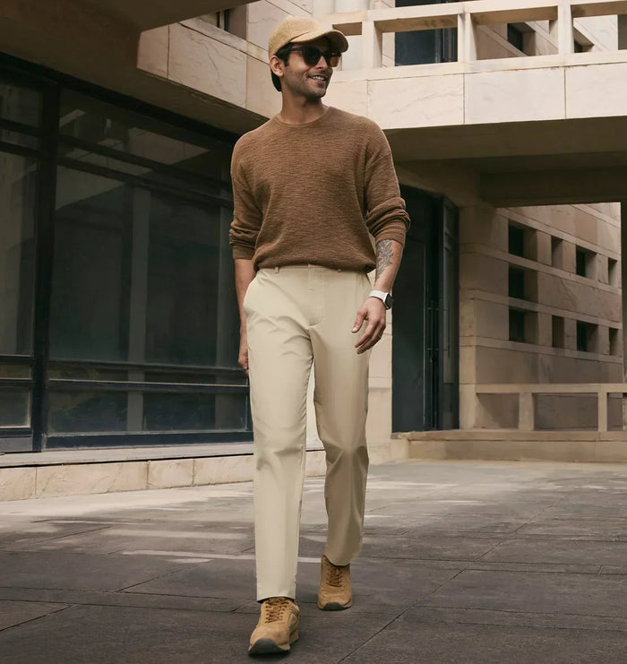 blog-article-image-one-pair-endless-looks-master-stretch-pants-for-workdays-to-weekends