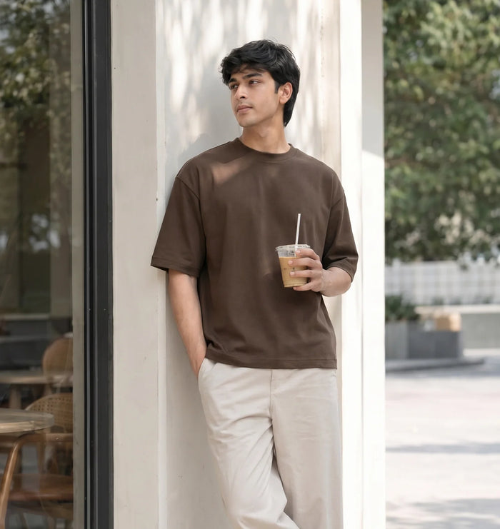 The Oversized Crop Tee Is Winning. Here’s Why.