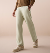 blog-article-image-white-shirt-matching-pants-combination