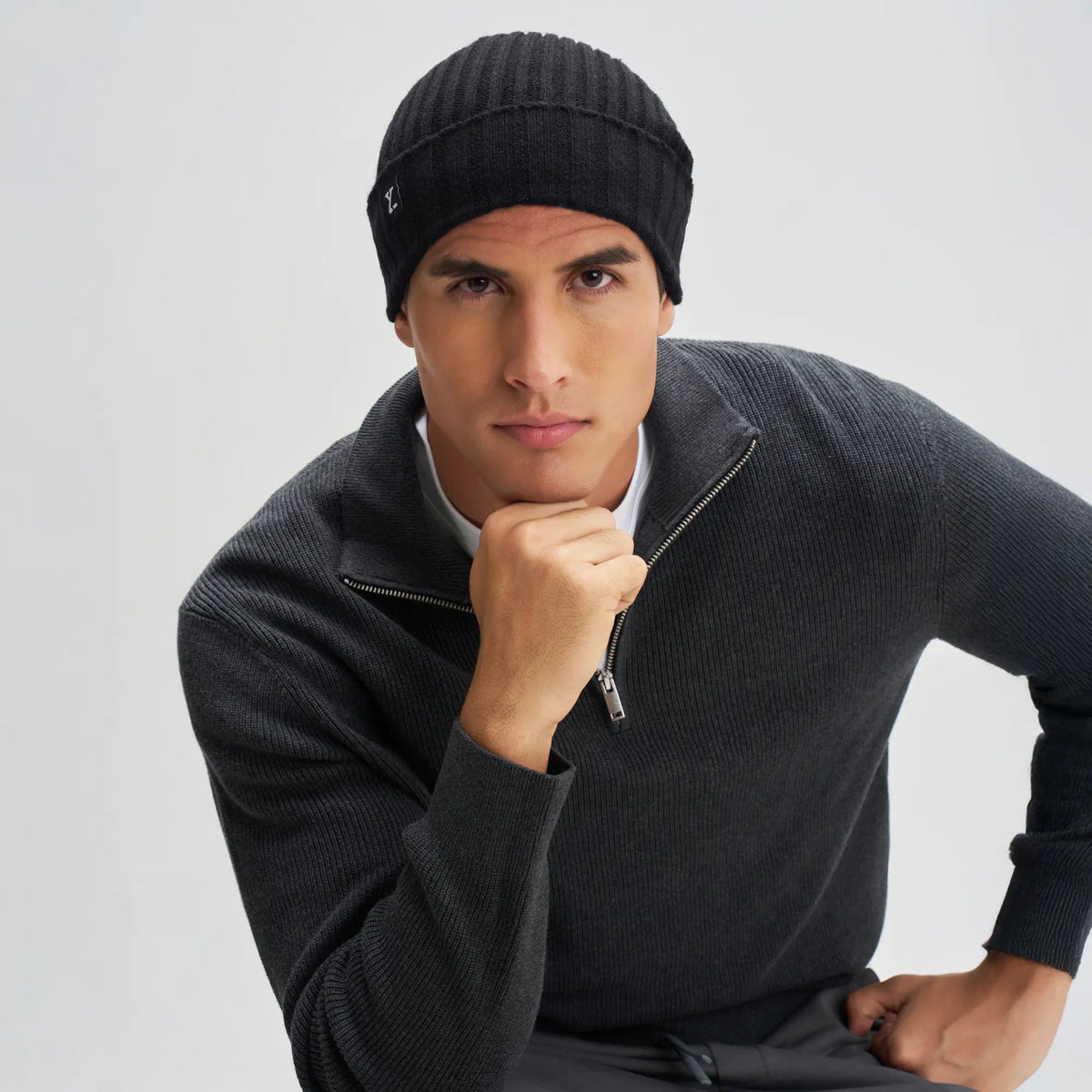 Winter Beanie - Pitch Black