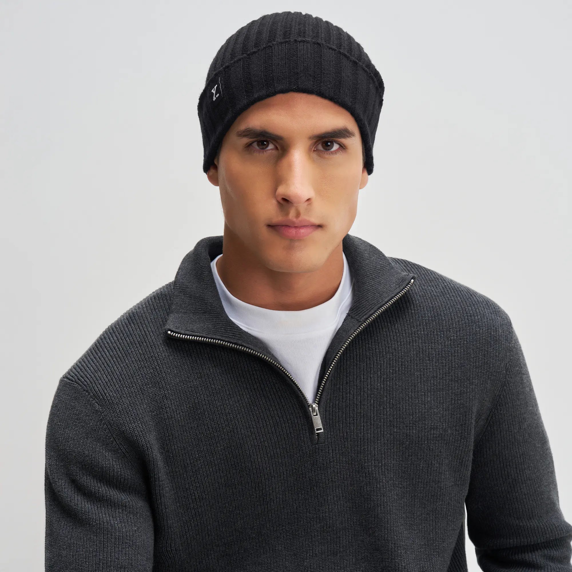 Winter Beanie - Pitch Black