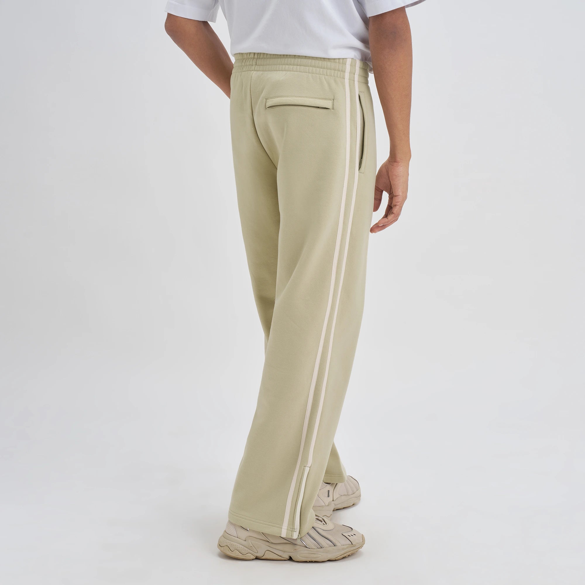 Crew Everyday Relaxed Fit Trackpants - Minted Grey