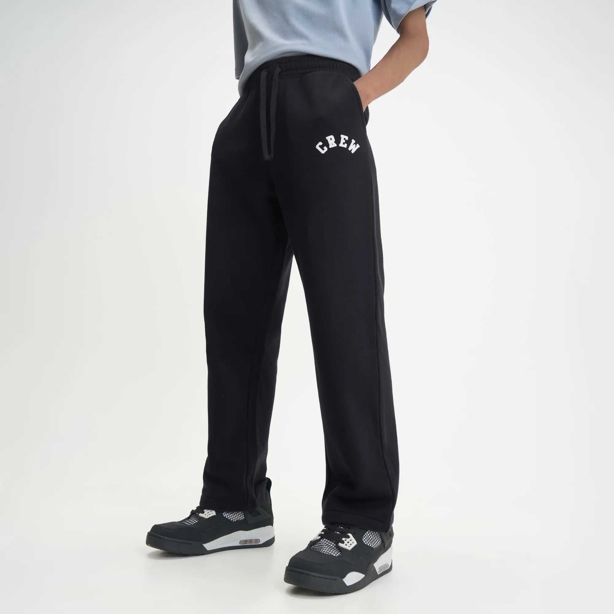 Crew Relaxed Fit Sweatpants - Ink Black