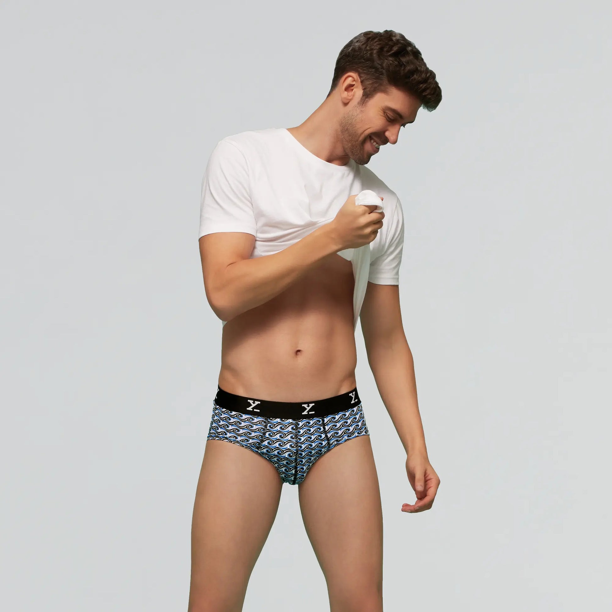 Shuffle Modal Briefs Beach Waves