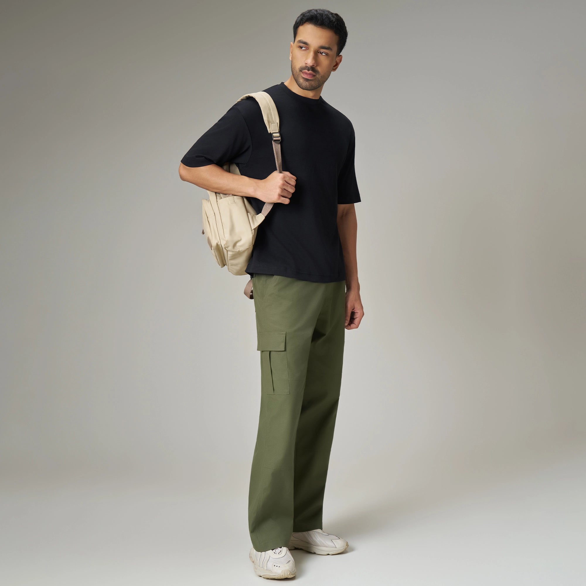 Textured Wide-Straight Fit Cargo Pants - Olive Green