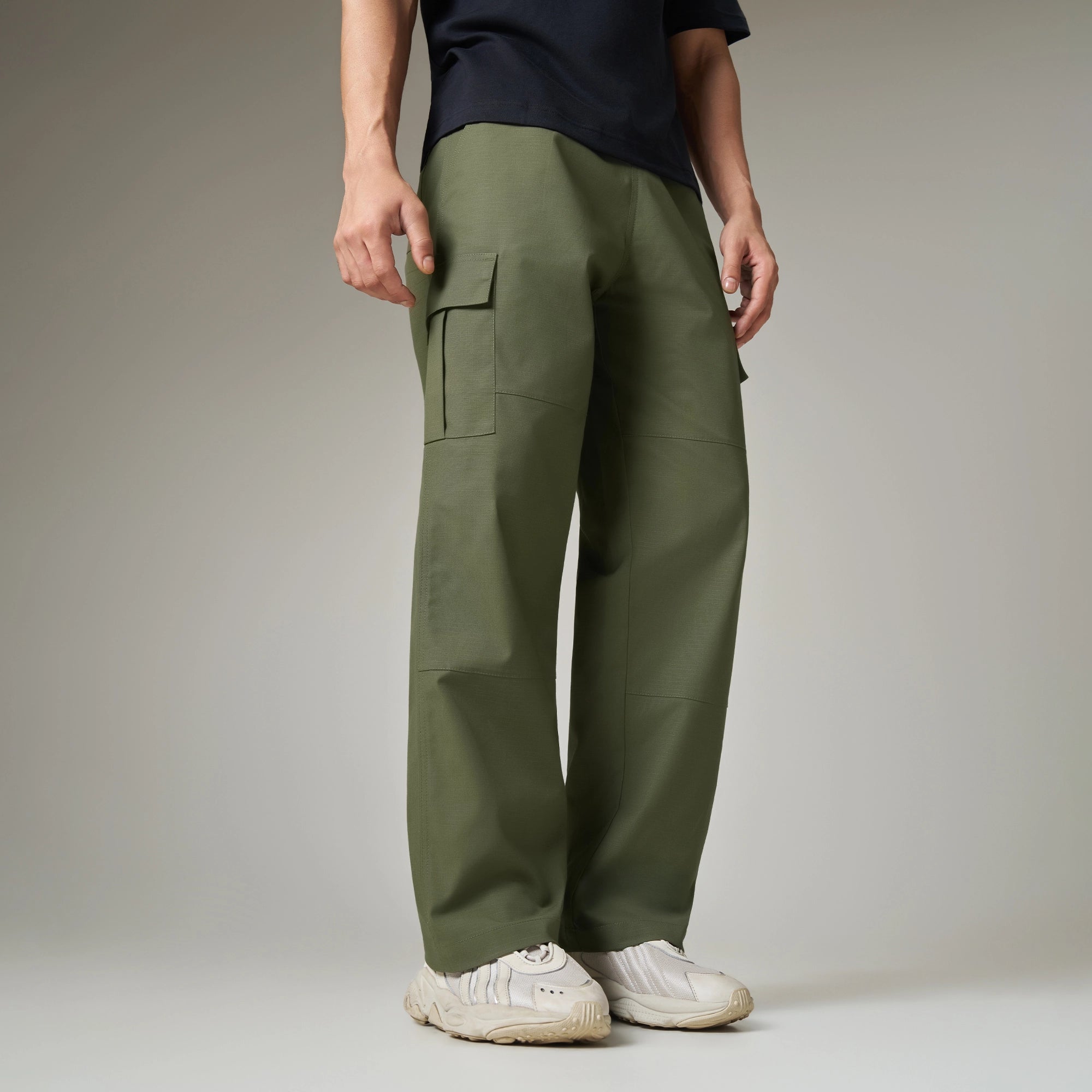 Textured Wide-Straight Fit Cargo Pants - Olive Green
