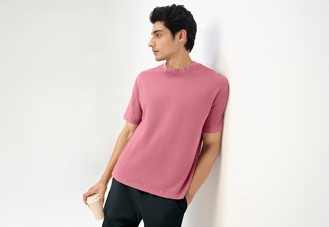 8 Cool Ways to Style Oversized T-Shirts in 2026