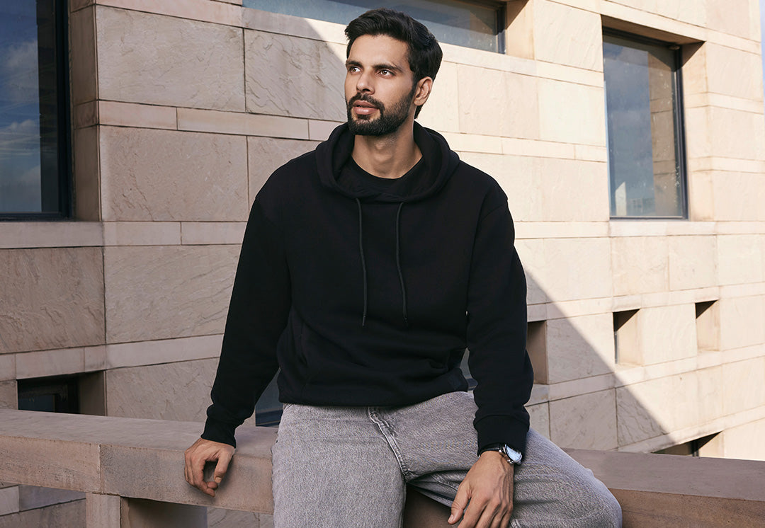blog-header-image-a-sky-full-of-stars-and-oversized-hoodie-your-crazy-combo-for-concert-season