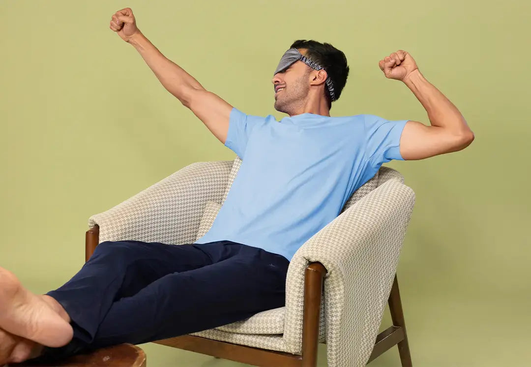 blog-header-image-crew-neck-vs-round-neck-v-neck-what-is-the-difference