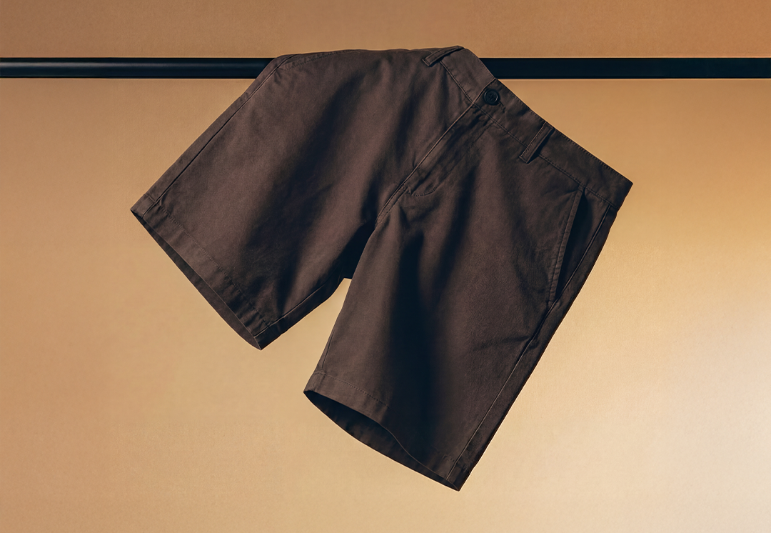 blog-header-image-sweatshorts-vs-chino-shorts-sporty-comfort-vs-smart-casual