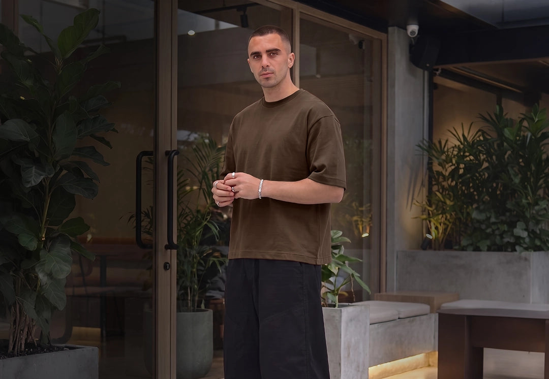 The Oversized Crop Tee Is Winning. Here’s Why.