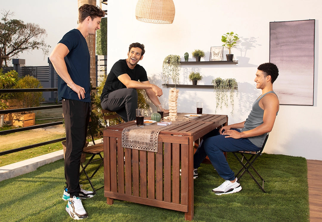 blog-header-image-what-type-of-clothes-should-we-wear-in-summer