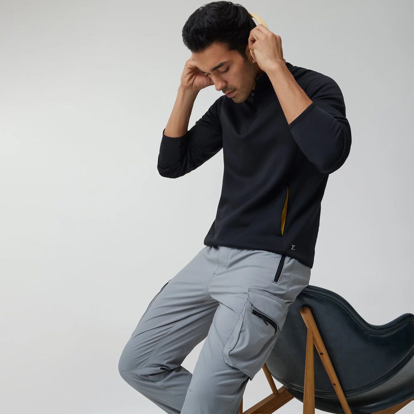 Alpha Half Zip Sweatshirt Pitch Black - XYXX Crew